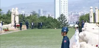 Son dakika haberleri... Cumhurbaşkanı Recep Tayyip Erdoğan Yüksek Askeri Şura üyeleri ile Anıtkabir'i ziyaret etti