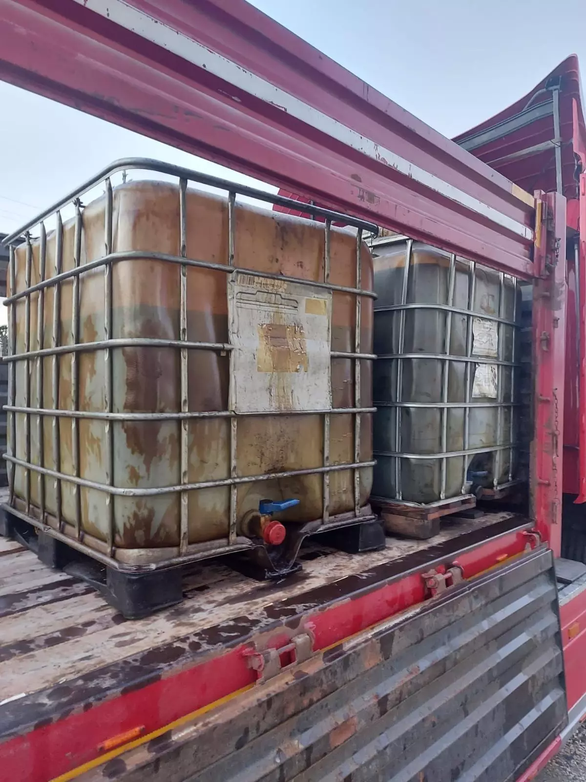 Hatay gündem haberleri | Hatay'da 1650 litre kaçak akaryakıt ele geçirildi