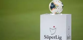 Süper Lig'de ilk hafta maçlarını yönetecek hakemleri belli oldu