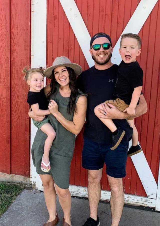 Tanımadığı kişilerden 'Taşıyıcı annelik' teklifi alan fenomen bir çılgınlığa imza attı