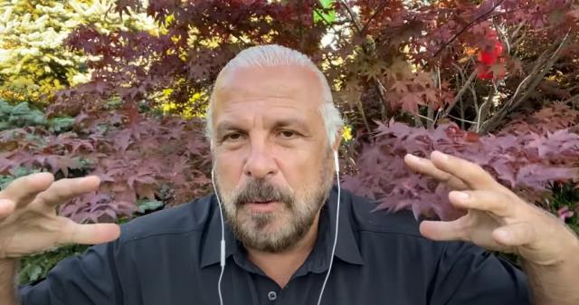 Terör ve Güvenlik uzmanı Mete Yarar: Milli Muharip Uçağı gördüm, dizlerimin bağı çözüldü Terör ve Güvenlik uzmanı Mete Yarar: Milli Muharip Uçağı gördüm, dizlerimin bağı çözüldü