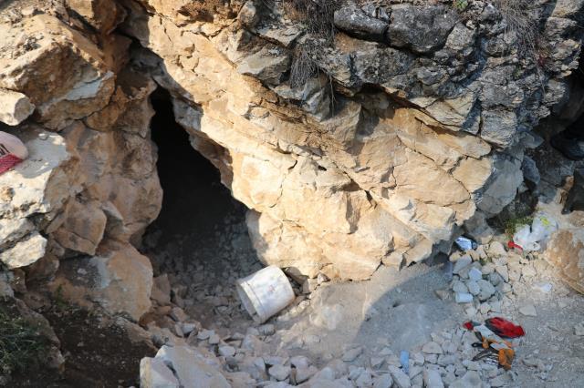 3 kez define ararken yakalanan şahıs 4'üncü denemesinde hayatını kaybetti 3 kez define ararken yakalanan şahıs 4'üncü denemesinde hayatını kaybetti