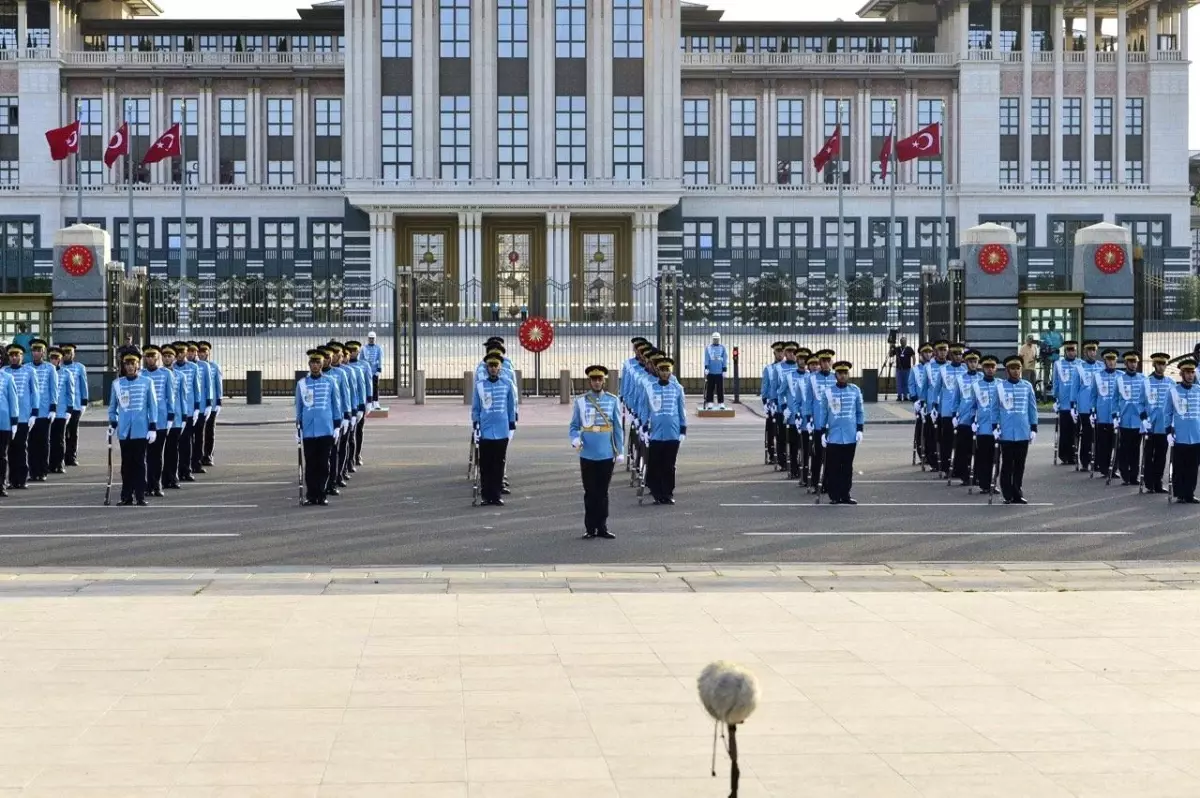 Cumhurbaşkanlığı Muhafız Alayı Bando konseri ve nöbet değişimi gösterisi gerçekleştirildi