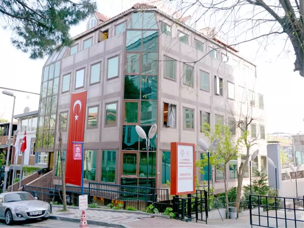 Demiroğlu Bilim Üniversitesi Bölümleri