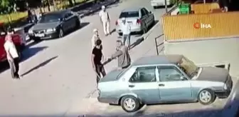 Döner bıçaklı maganda sokak ortasında terör estirdi
