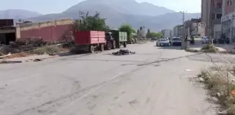 Kahramanmaraş haberleri... KAHRAMANMARAŞ - Kamyonetle çarpışan motosikletin sürücüsü hayatını kaybetti