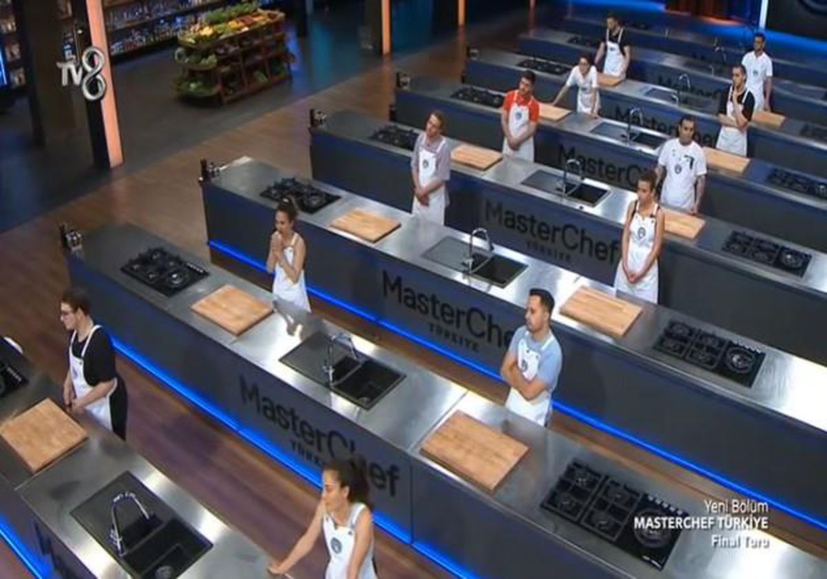 Masterchef ana kadroya katılan 5. yarışmacı kimdir? 5 Ağustos 2022 Masterchef ana kadroya kim katıldı? Yaratıcılık oyununu kim kazandı?