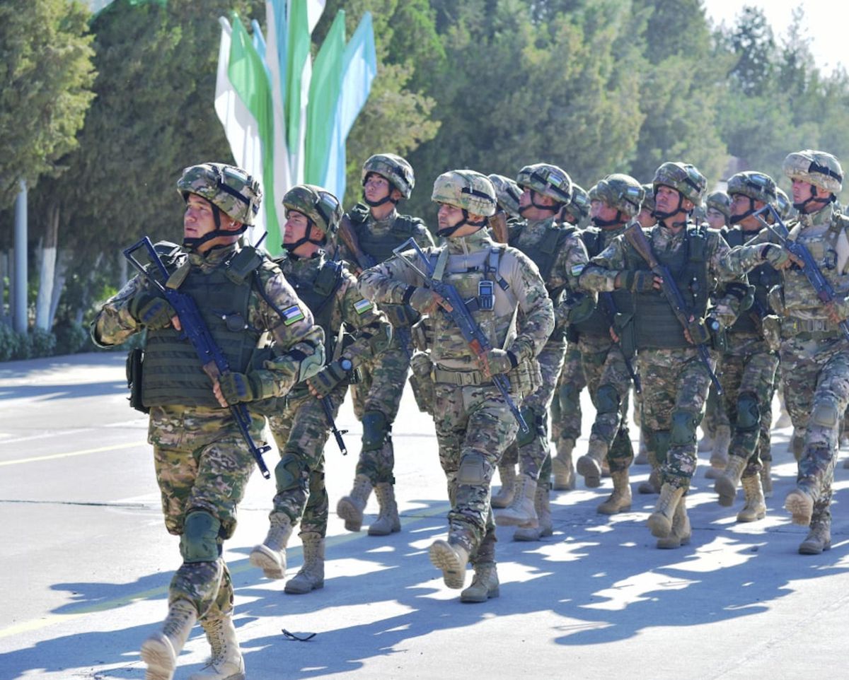 Özbekistan ile Tacikistan'ın Afganistan sınırındaki ortak askeri tatbikatı başladı