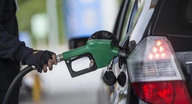 Güncel Mazot, Benzin ve Akaryakıt fiyatları 2022! 6-7 Ağustos Motorinin litresi ne kadar, kaç TL oldu? Benzin, LPG ve Mazot litresi ne kadar, kaç TL?