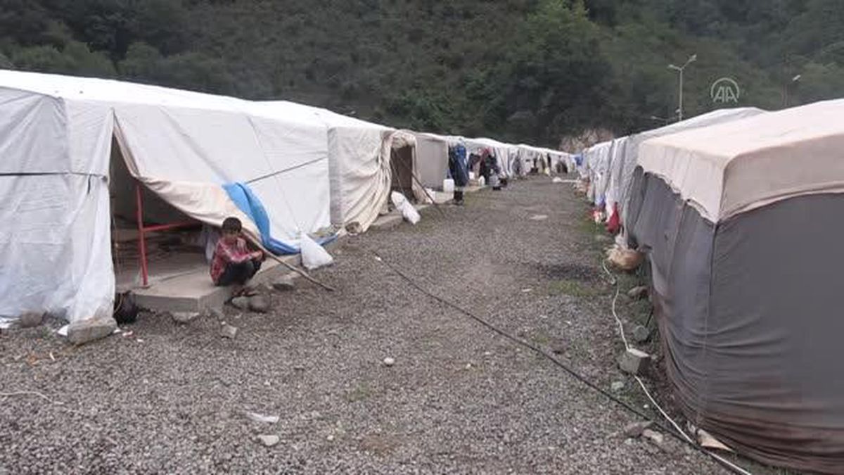 Mevsimlik tarım işçileri fındık hasadını bekliyor