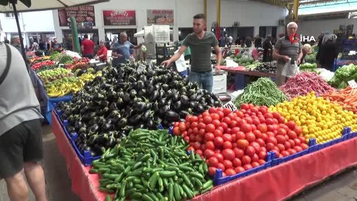 Pazarcı esnafı isyan etti: 'Fiyatlar konusunda marketlerle bizim aramızda uçurum var'