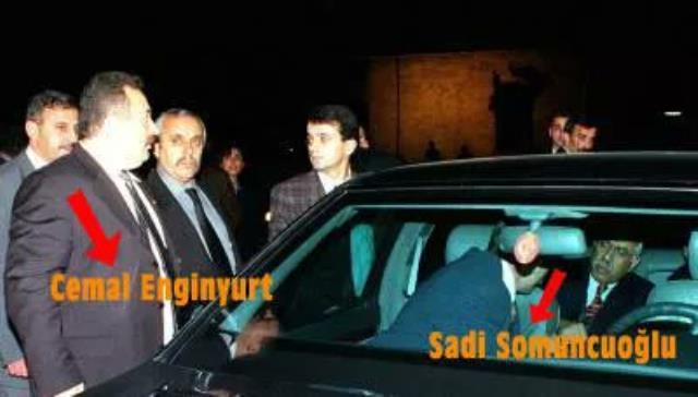 Cemal Enginyurt'un canlı yayında gazeteciyi dövmesi, akıllara yıllar önce bakanı darbedip cezaevine girmesini getirdi