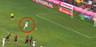 Galatasaray'a penaltı atarken yaptığı hareket olay oldu! Antalyasporlu Luiz Adriano'ya çirkin ithamlar