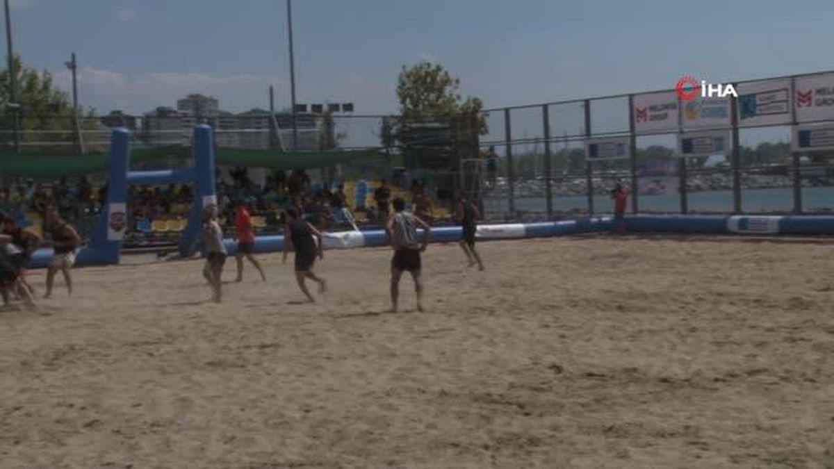 Uluslararası İstanbul Plaj Ragbi Lig Turnuvası final maçları oynandı