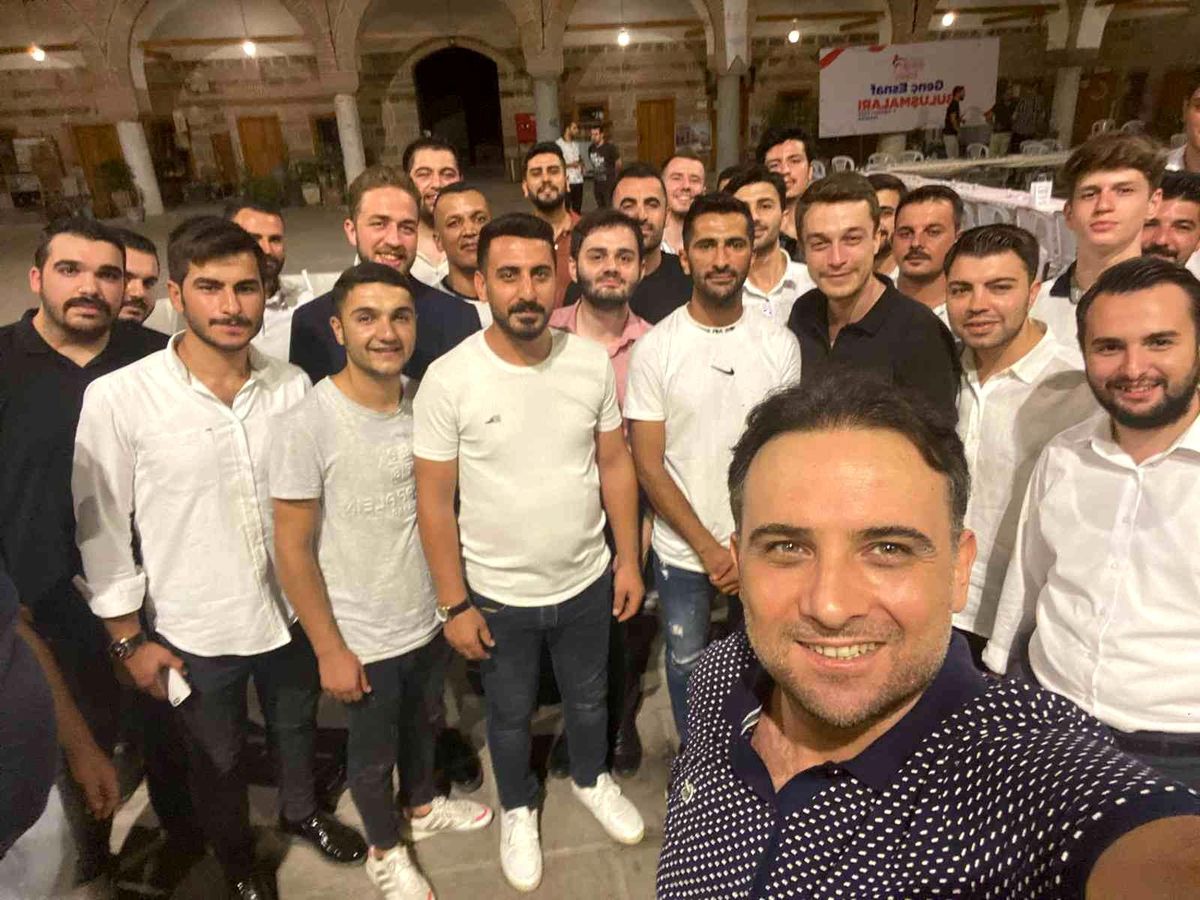 AK Parti'li Baybatur: 'AK Parti, gençlerle yeni zaferlere imza atacak'