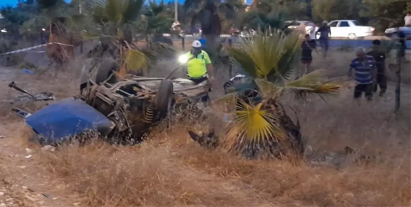 Antalya haberi: Antalya'daki kazada şarampole devrilen otomobildeki sürücü ve kızı öldü