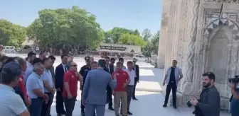 Bakan Varank, Sultanhanı Belediyesini ziyaret etti