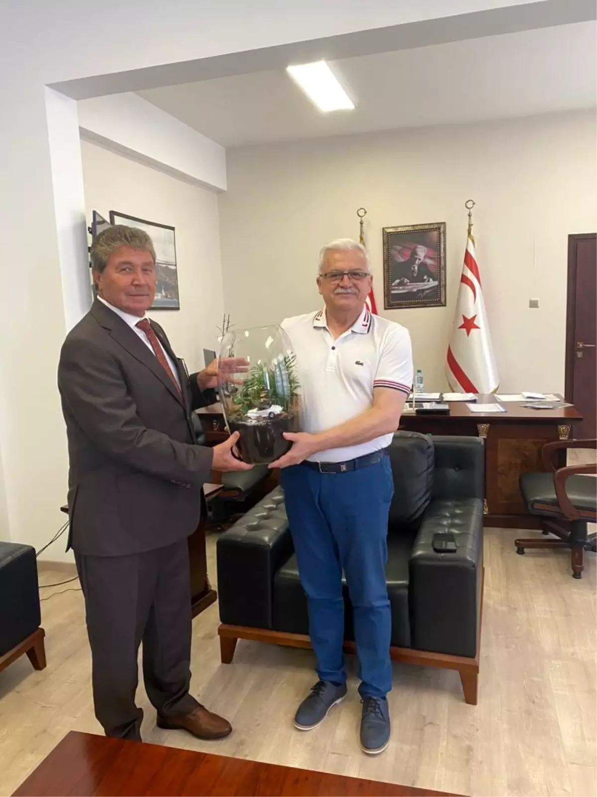 Başkan Deveciler'den KKTC Başbakanı Ünal Üstel'e ziyaret