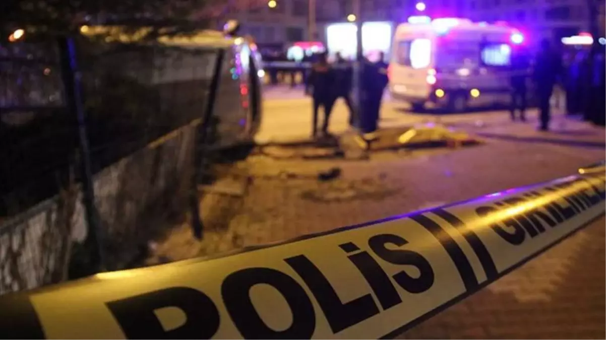 Eve geç gelme kavgası nedeniyle 15 yaşındaki çocuk, babasını karnından ve sırtından 7 kez bıçakladı