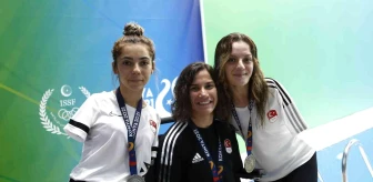 Konya haber | Konya 2021 İslami Dayanışma Oyunları'nda Yasemin Can, atletizm kadınlar 10 bin metre finalinde 32: 34.45'lik derecesiyle altın madalyanın sahibi oldu.
