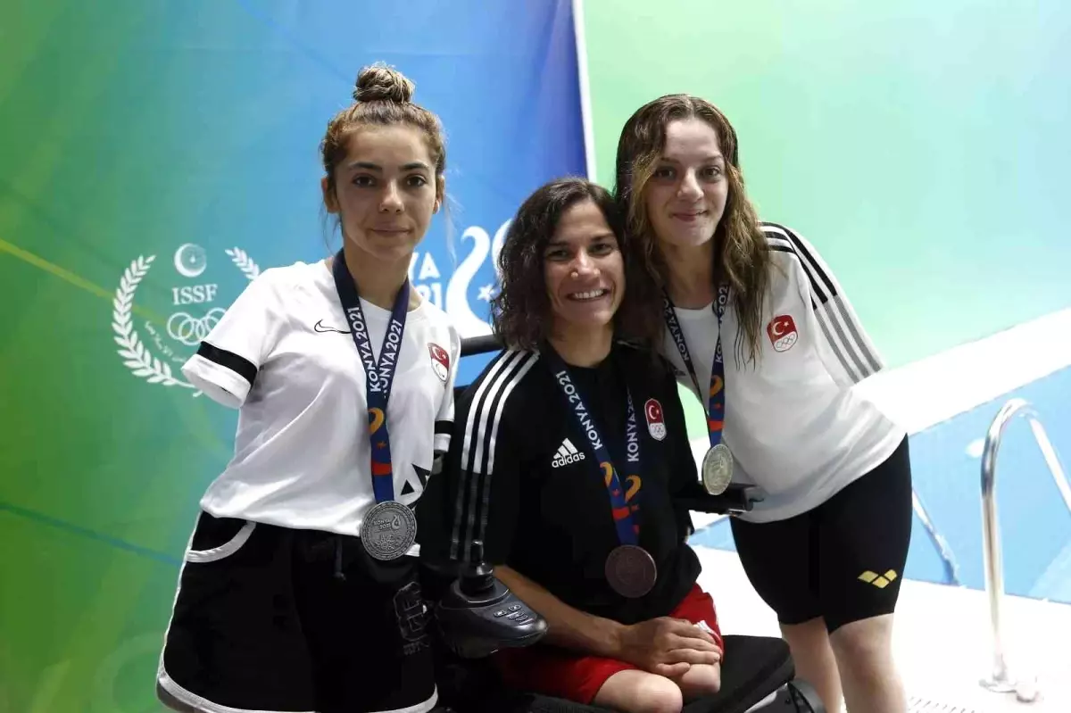 Konya haber | Konya 2021 İslami Dayanışma Oyunları'nda Yasemin Can, atletizm kadınlar 10 bin metre finalinde 32: 34.45'lik derecesiyle altın madalyanın sahibi oldu.