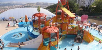İzmit Belediyesi'nin Aquaparkı Ziyaretçilerini Ağırlıyor