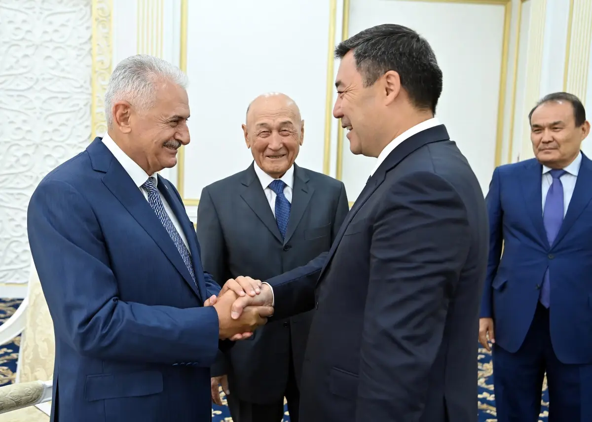 Bursa gündem haberi... Kırgızistan'da Türk Aksakalı Binali Yıldırım'a devlet nişanı verildi