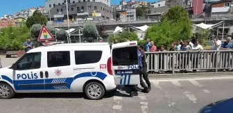 Parkta bıçaklı kavga: 1 yaralı