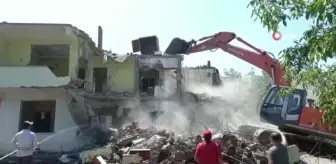 Karabük haberi | Yenice'de afetten zarar gören 8 evin daha yıkım işlemleri başladı