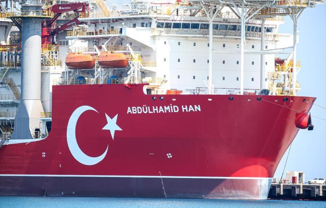 4. sondaj gemisi Abdülhamid Han ilk seferine uğurlanıyor! Cumhurbaşkanı Erdoğan çalışmaları havadan takip etti