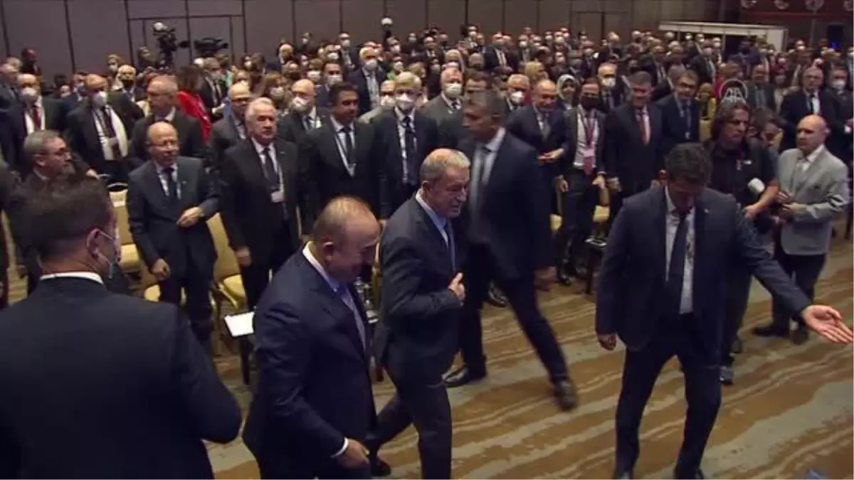 Mersin gündem haberi... Akar: 'Ege'de, Akdeniz'de, Kıbrıs'ta ne kendi ne de Kıbrıslı kardeşlerimizin haklarını çiğnetmeyeceğiz'