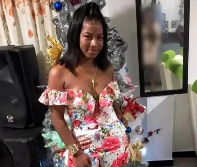 Eski sevgilisinin üzerine benzin döküp yaktığı karnaval kraliçesi hayatını kaybetti