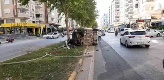 Aydın haberleri! Kontrolden çıkan otomobil refüje çıkıp aydınlatma direğine böyle çarptı