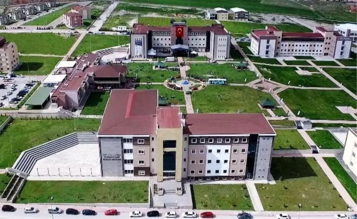 Nuh Naci Yazgan Üniversitesi özel mi, devlet üniversitesi mi?