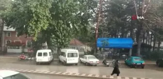 Afyon yerel haberi: Şuhut'ta sağanak yağış ve dolu, hayatı olumsuz etkiledi