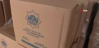 Aksaray haberi... Aksaray Belediyesi'nin ürettiği bin 700 torba un ihtiyaç sahiplerine ulaştırılmak üzere yola çıktı