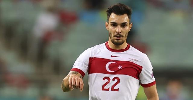 Galatasaray'da transfer harekatı! Nelsson gidiyor, iki stoper geliyor