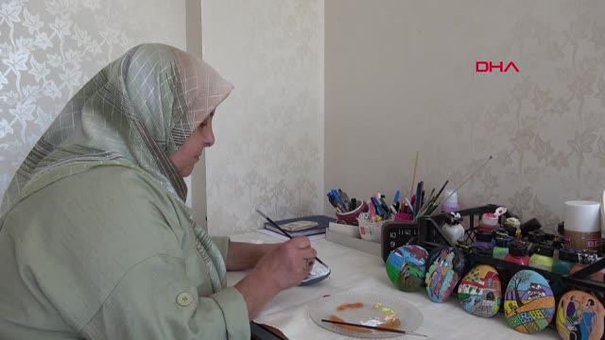 TAŞ BOYAMA VE MİNYATÜR RESİM HAYATINI DEĞİŞTİRDİ