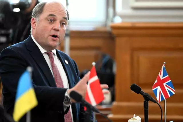 Son dakika haber... Ukrayna'ya 26 ülkeden 1,55 milyar dolarlık askeri yardım sözü