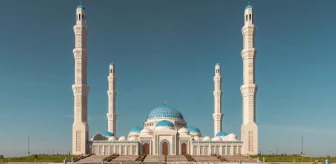 Guinness'e aday Nur Sultan Büyük Camii açılıyor