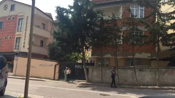 Boşanma aşamasındaki çiftin tartışmasında kan aktı: Kayınpederini 8 kez bıçaklayıp, başına keserle vurarak öldürdü