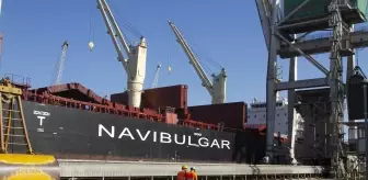 Ukrayna'dan tahıl taşıyan gemilerden biri varış yeri olan İtalya'ya ulaştı