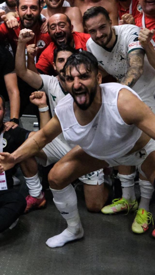 Galatasaray'ı deviren Giresunsporlu futbolculardan olay gönderme