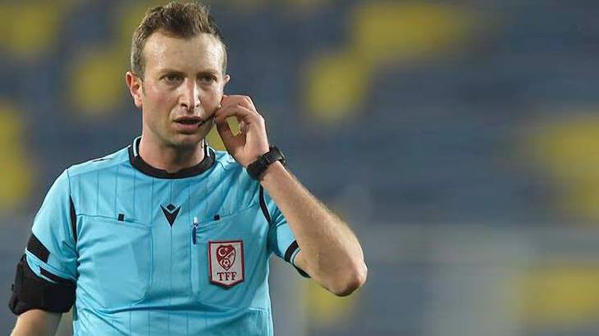 Hakem Yasin Kol, Beşiktaş taraftarına saç baş yoldurdu! Alanya maçında yaptıklarına tepki yağıyor