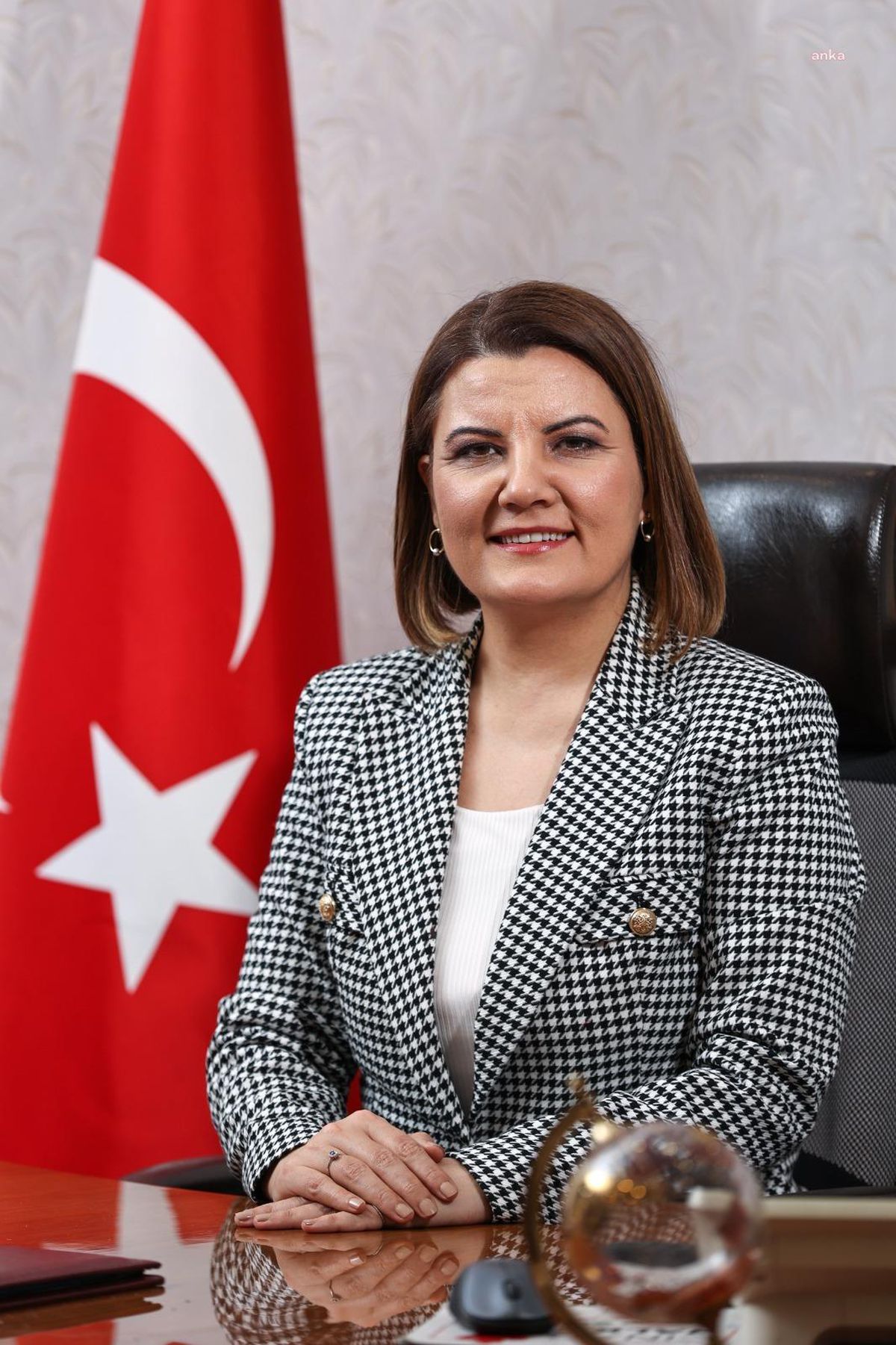 İzmit Belediye Başkanı Fatma Kaplan Hürriyet, Türkiye'nin En Başarılı Belediye Başkanı Seçildi