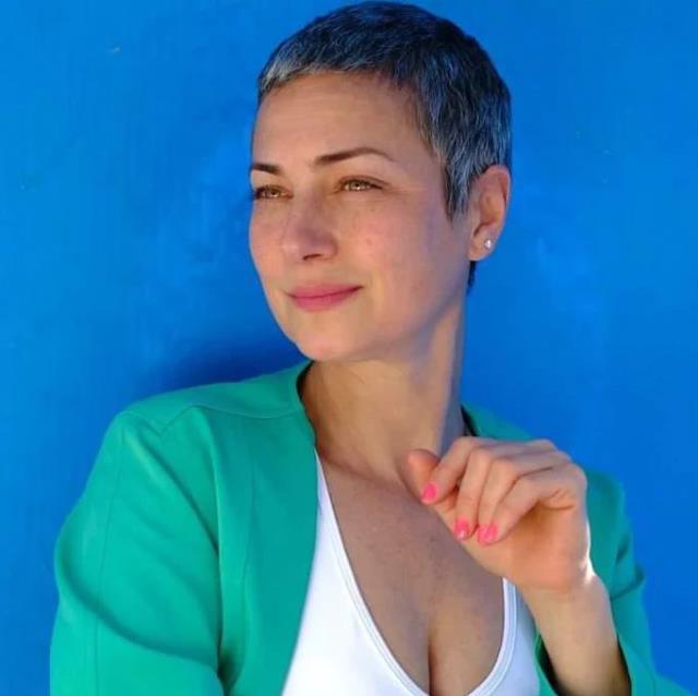 Kara Melek'in yosun gözlü güzeli Sanem Çelik yıllar sonra ortaya çıktı! Yeni imajıyla bambaşka biri olmuş Kara Melek'in yosun gözlü güzeli Sanem Çelik yıllar sonra ortaya çıktı! Yeni imajıyla bambaşka biri olmuş