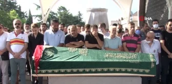 Kadıköy'de öldürülen Mihriban Arduç toprağa verildi