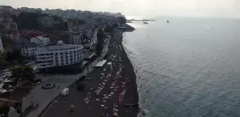 Sıcaktan bunalanlar hafta sonu sahillerde yoğunluk oluşturdu