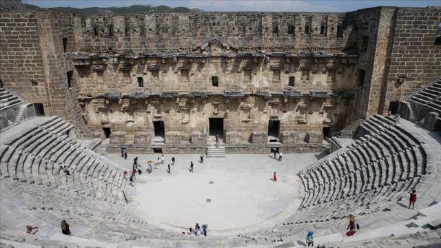 Antalya'da gezilecek yerler? Antalya tatil yerleri nereler? Antalya' da görülmesi gereken yerler?