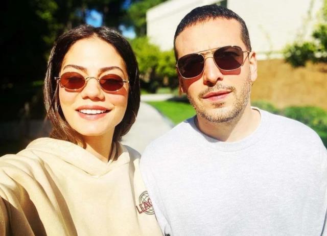 Demet Özdemir ve Oğuzhan Koç'un düğün davetiyesi ortaya çıktı